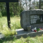 Heinjoen kirkon muistomerkki